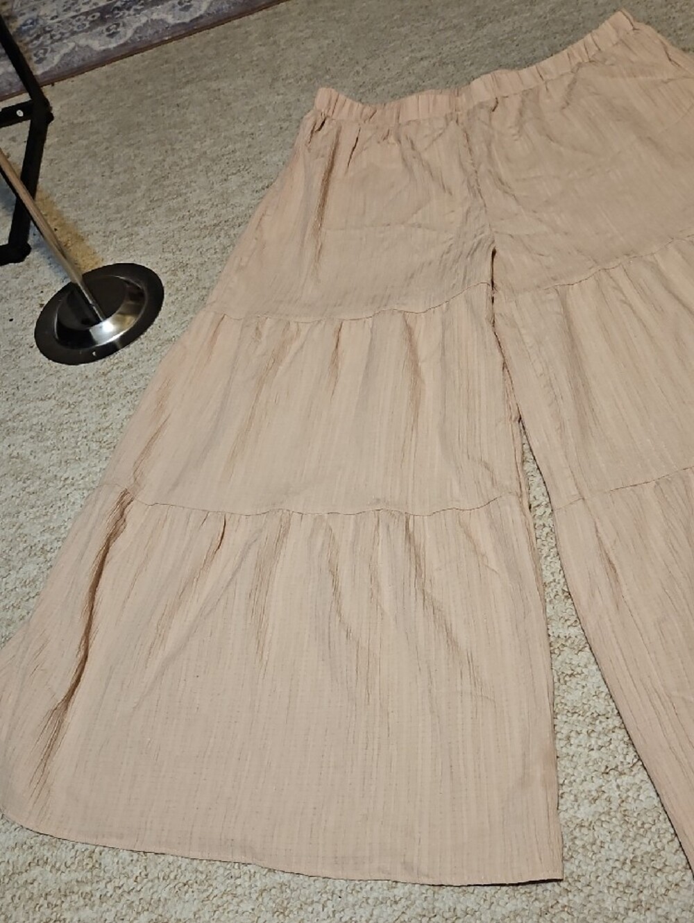 SHEIN Beige Tiered Wide-Leg Palazzo Pants - Picture 2 of 7